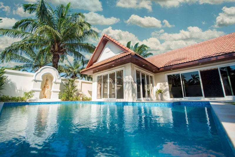 House Sale Pool Villa Jomtien